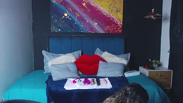 megan collins96 online show from 5, 3, 2025