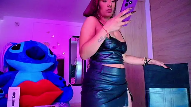 megan collins96 online show from 3, 10, 2025