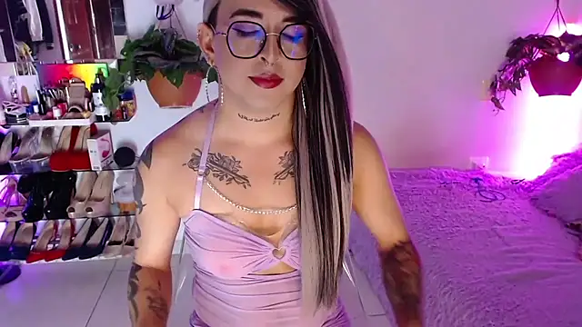 Laveneno ortiz07 online show from 28, 2, 2026