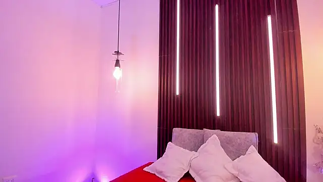 ArianaBaker online show from 1, 4, 2026