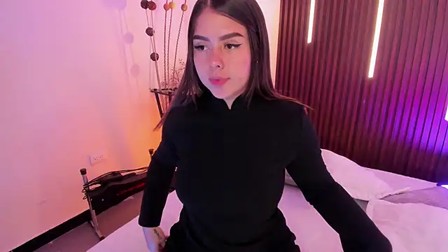 ArianaBaker online show from 21, 4, 2026