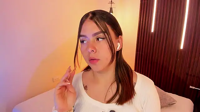 ArianaBaker online show from 23, 4, 2026