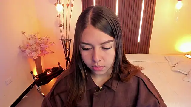 ArianaBaker online show from 27, 4, 2026