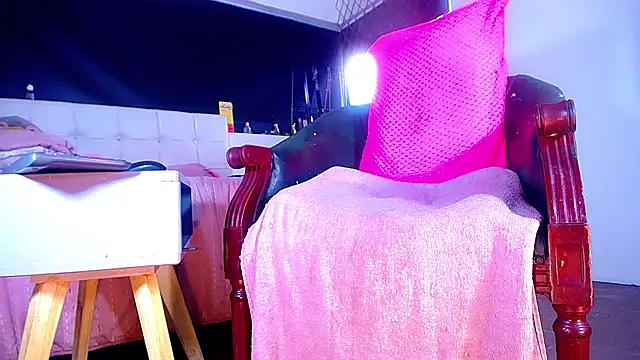 bellatrixx 69 online show from 24, 9, 2025