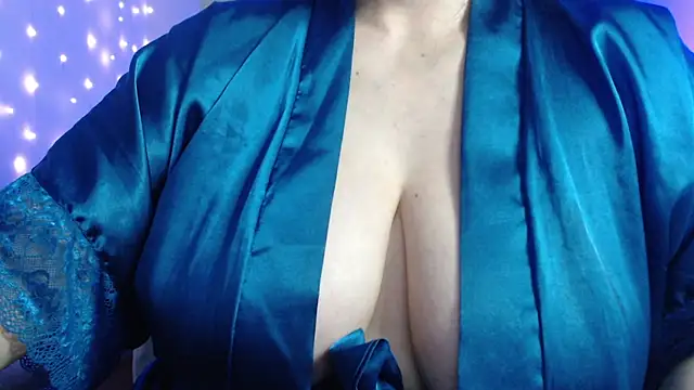 Snapshot of missdaniels chatting on 11, 1, 2025 missdaniels online show from 11, 1, 2025
