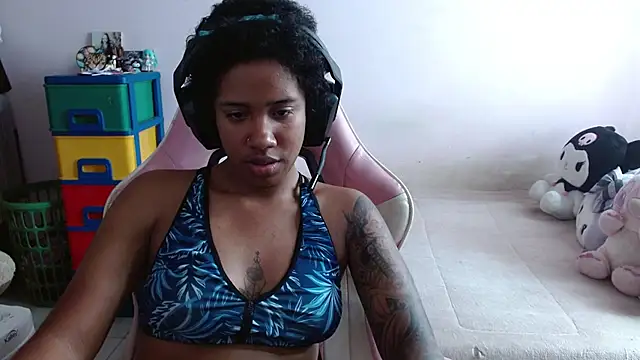 TiffanyRoouse online show from 1, 11, 2025