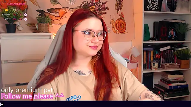 Snapshot of me__hanna chatting on 30, 11, 2025 me hanna online show from 30, 11, 2025