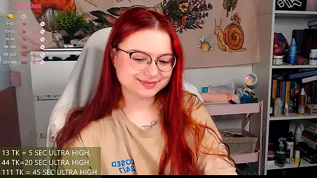 Snapshot of me__hanna chatting on 15, 12, 2025 me hanna online show from 15, 12, 2025