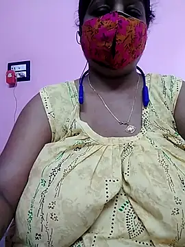 Snapshot of Kayra_34 chatting on 12, 9, 2025 Kayra 34 online show from 12, 9, 2025