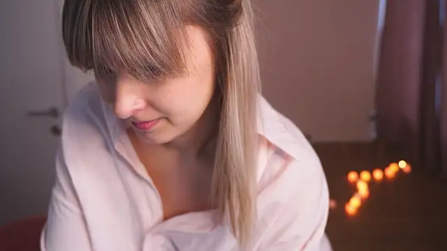 hereandnows  online show from 15, 12, 2024