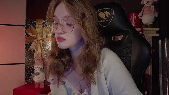 Snapshot of ELLIEJAY chatting on 11, 12, 2024 ELLIEJAY online show from 11, 12, 2024