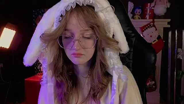 Snapshot of ELLIEJAY chatting on 20, 12, 2024 ELLIEJAY online show from 20, 12, 2024