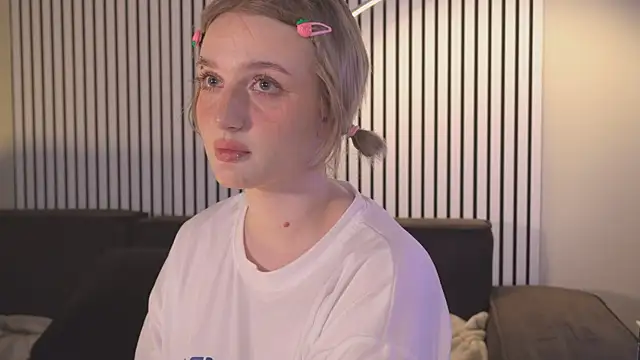 ELLIEJAY online show from 23, 4, 2026