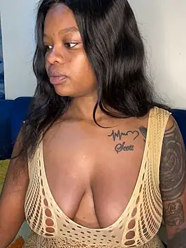 SexxyLunar online show from 4, 2, 2025