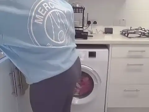 Snapshot of magical_mia chatting on 6, 3, 2025 magical mia online show from 6, 3, 2025