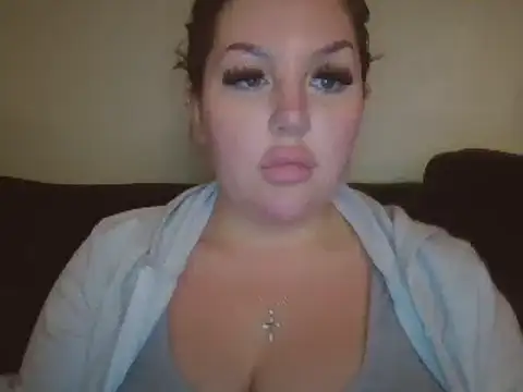 Snapshot of magical_mia chatting on 15, 3, 2025 magical mia online show from 15, 3, 2025