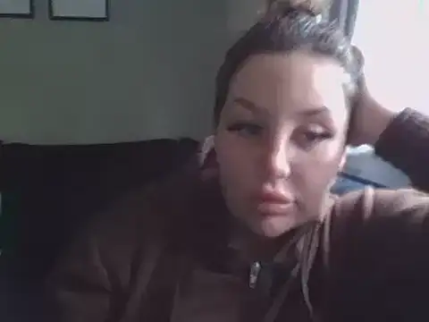 Snapshot of magical_mia chatting on 17, 3, 2025 magical mia online show from 17, 3, 2025