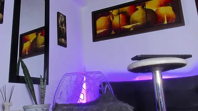 Kendall Hotsexy x online show from 26, 6, 2026