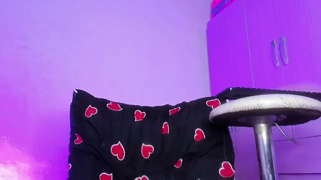 Kendall Hotsexy x online show from 9, 7, 2026