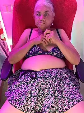 Snapshot of Grandma_Mature23 chatting on 3, 3, 2025 Grandma Mature23 online show from 3, 3, 2025