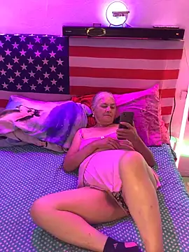 Snapshot of Grandma_Mature23 chatting on 20, 3, 2025 Grandma Mature23 online show from 20, 3, 2025