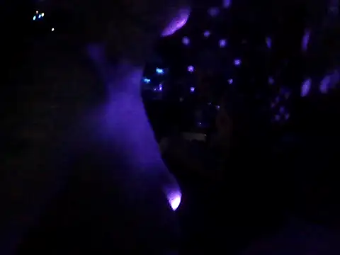 Snapshot of MickeysMallory9787 chatting on 7, 4, 2026 MickeysMallory9787 online show from 7, 4, 2026