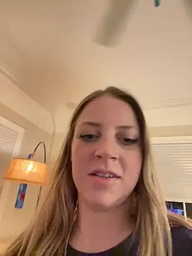 molly witha chance online show from 31, 1, 2025