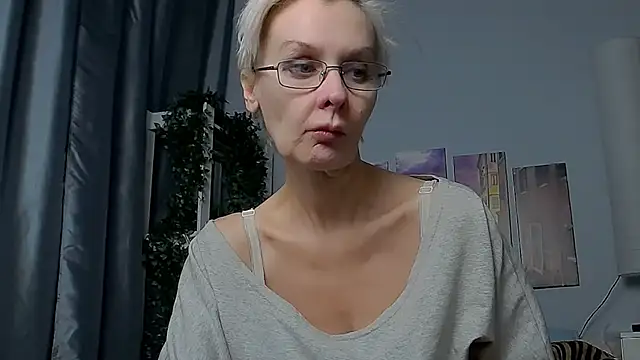 HelgaHimmell online show from 19, 1, 2025