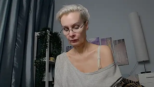 HelgaHimmell online show from 21, 1, 2025