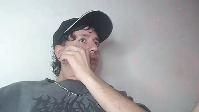 Snapshot of AndyBetti chatting on 15, 1, 2026 AndyBetti online show from 15, 1, 2026