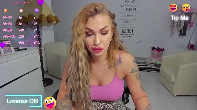 GlossyDiamondX online show from 24, 3, 2026