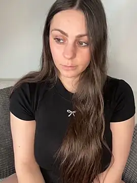 Snapshot of Loella-Rose chatting on 7, 2, 2026 Loella-Rose online show from 7, 2, 2026