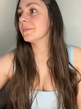 Loella-Rose online show from 11, 4, 2026