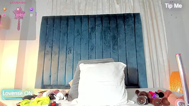 blondehorny69 online show from 8, 9, 2025