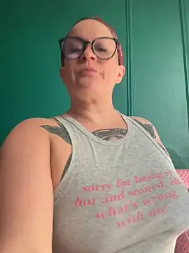 quinnmariexo online show from 11, 5, 2026