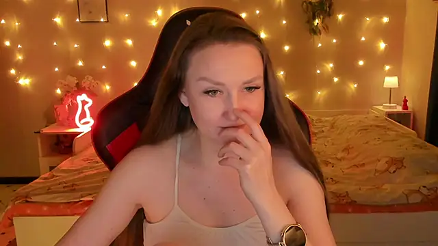 desperatehousewife   online show from 25, 5, 2026