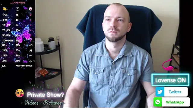 Snapshot of RealManHaveHairy chatting on 5, 6, 2026 RealManHaveHairy online show from 5, 6, 2026
