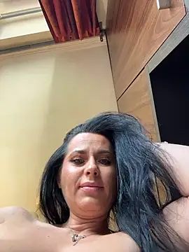 Snapshot of Hotmomcheckk_ chatting on 11, 6, 2026 Hotmomcheckk online show from 11, 6, 2026
