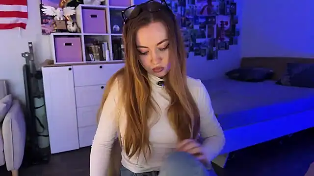 LinaWitch online show from 19, 7, 2026