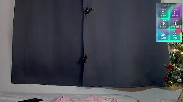 lanaturner  online show from 29, 12, 2024