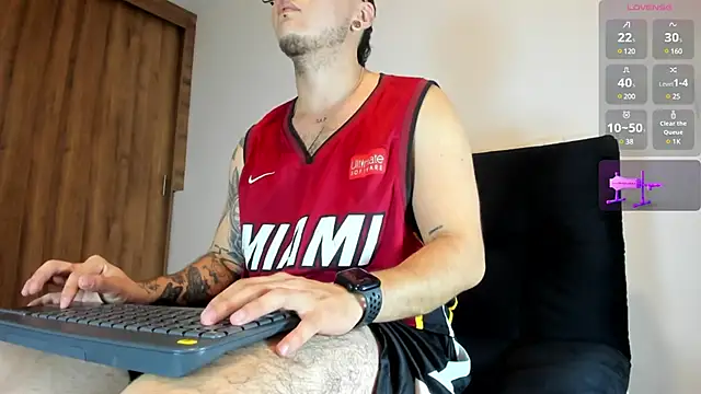 Snapshot of male_pussy chatting on 25, 2, 2025 male pussy online show from 25, 2, 2025