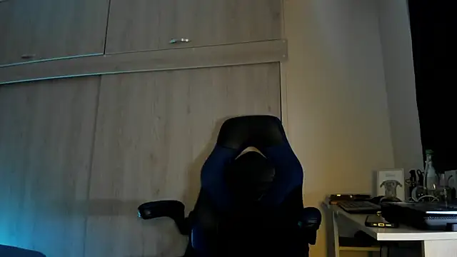 Snapshot of male_pussy chatting on 10, 9, 2025 male pussy online show from 10, 9, 2025