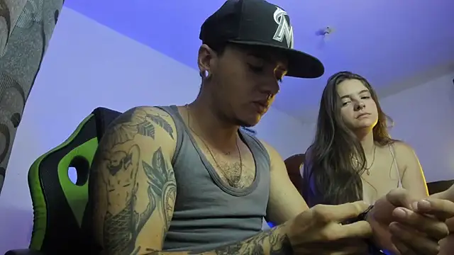 Snapshot of male_pussy chatting on 18, 9, 2025 male pussy online show from 18, 9, 2025