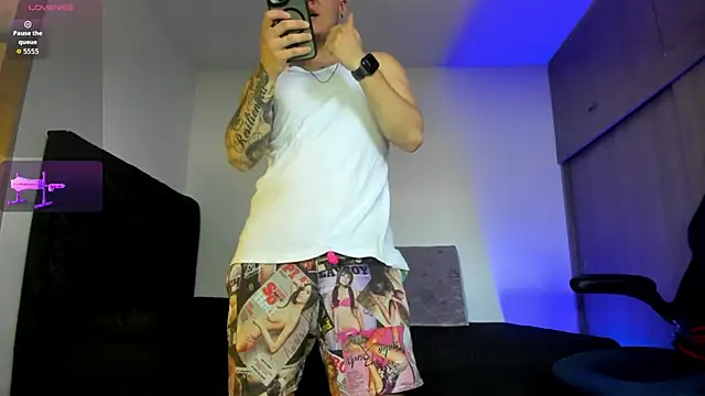 Snapshot of male_pussy chatting on 16, 10, 2025 male pussy online show from 16, 10, 2025