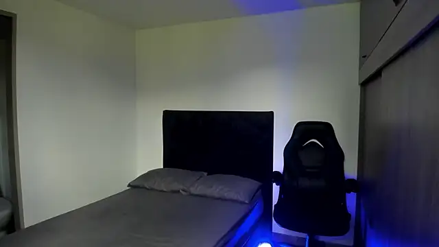 male pussy online show from 25, 4, 2026