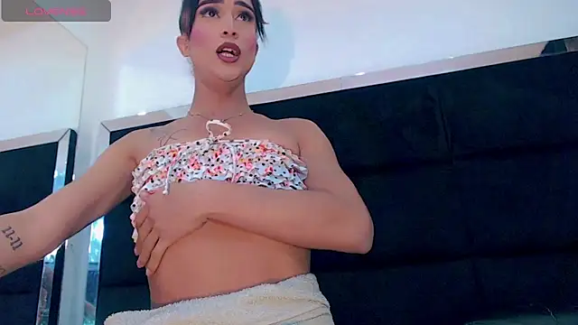 PriscilaRainbow online show from 29, 4, 2026