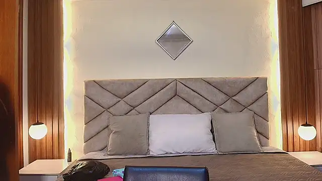 Raquel jones online show from 24, 4, 2026