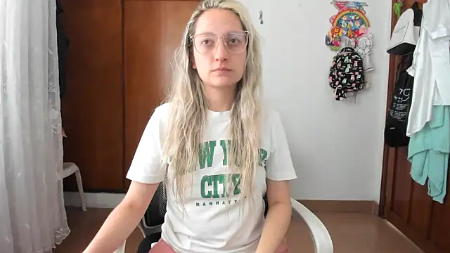 Adele johnsonn1 online show from 11, 11, 2025