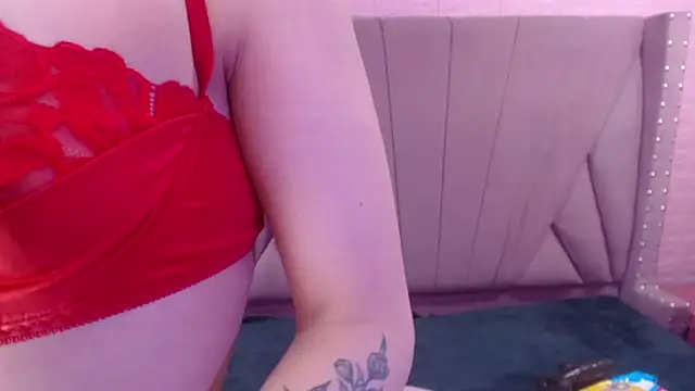 Snapshot of MelodySweett chatting on 27, 12, 2024 MelodySweett online show from 27, 12, 2024