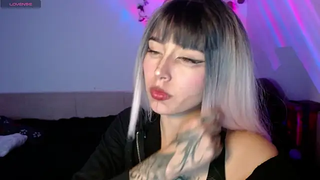 Snapshot of shayla_bbs chatting on 10, 9, 2025 shayla bbs online show from 10, 9, 2025